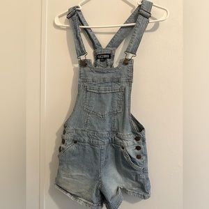 Stripped overalls